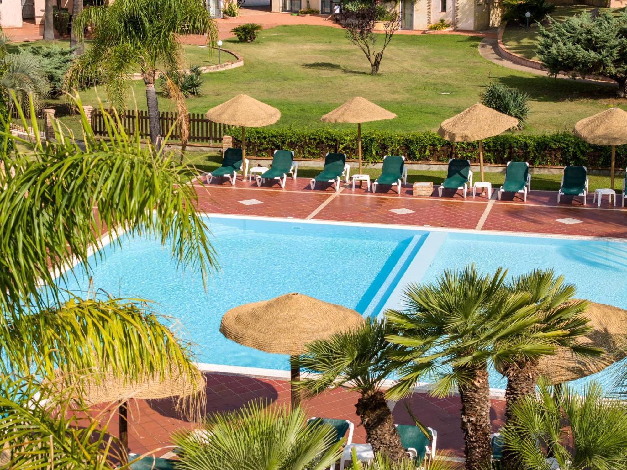 Baia Delle Palme Beach Санта-Маргерита-ди-Пула Экстерьер фото