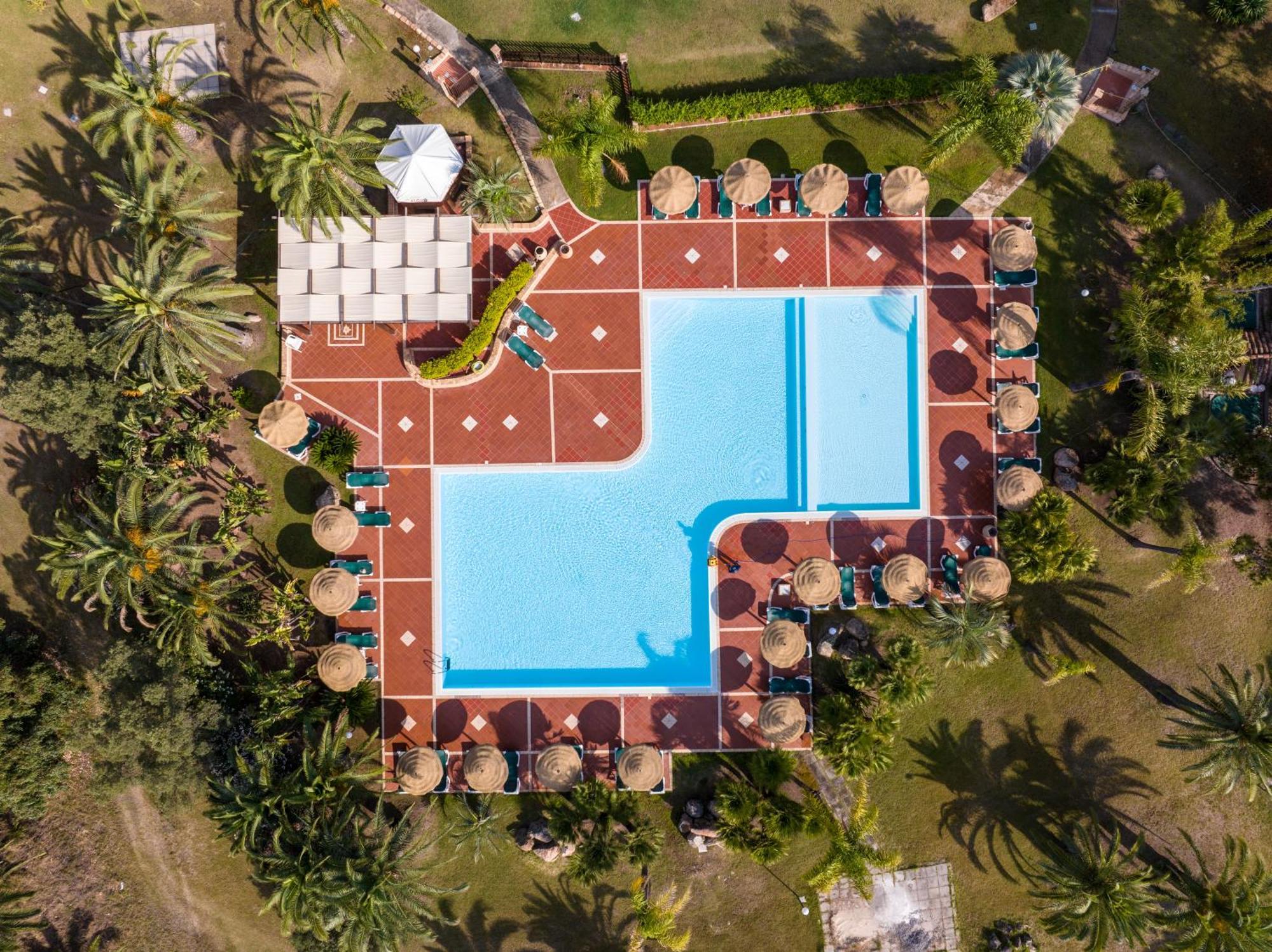 Baia Delle Palme Beach Санта-Маргерита-ди-Пула Экстерьер фото